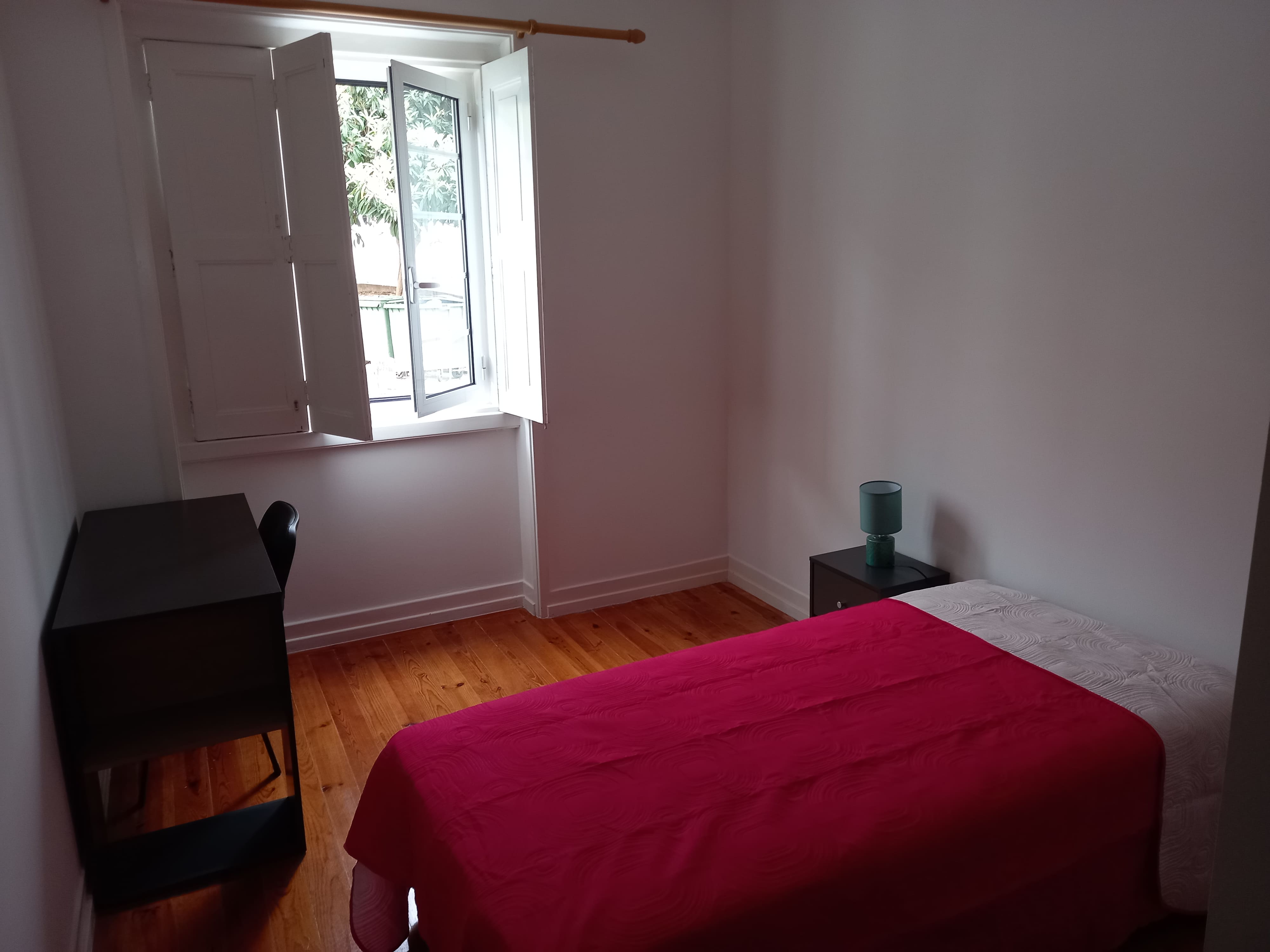 quarto simples para arrendar