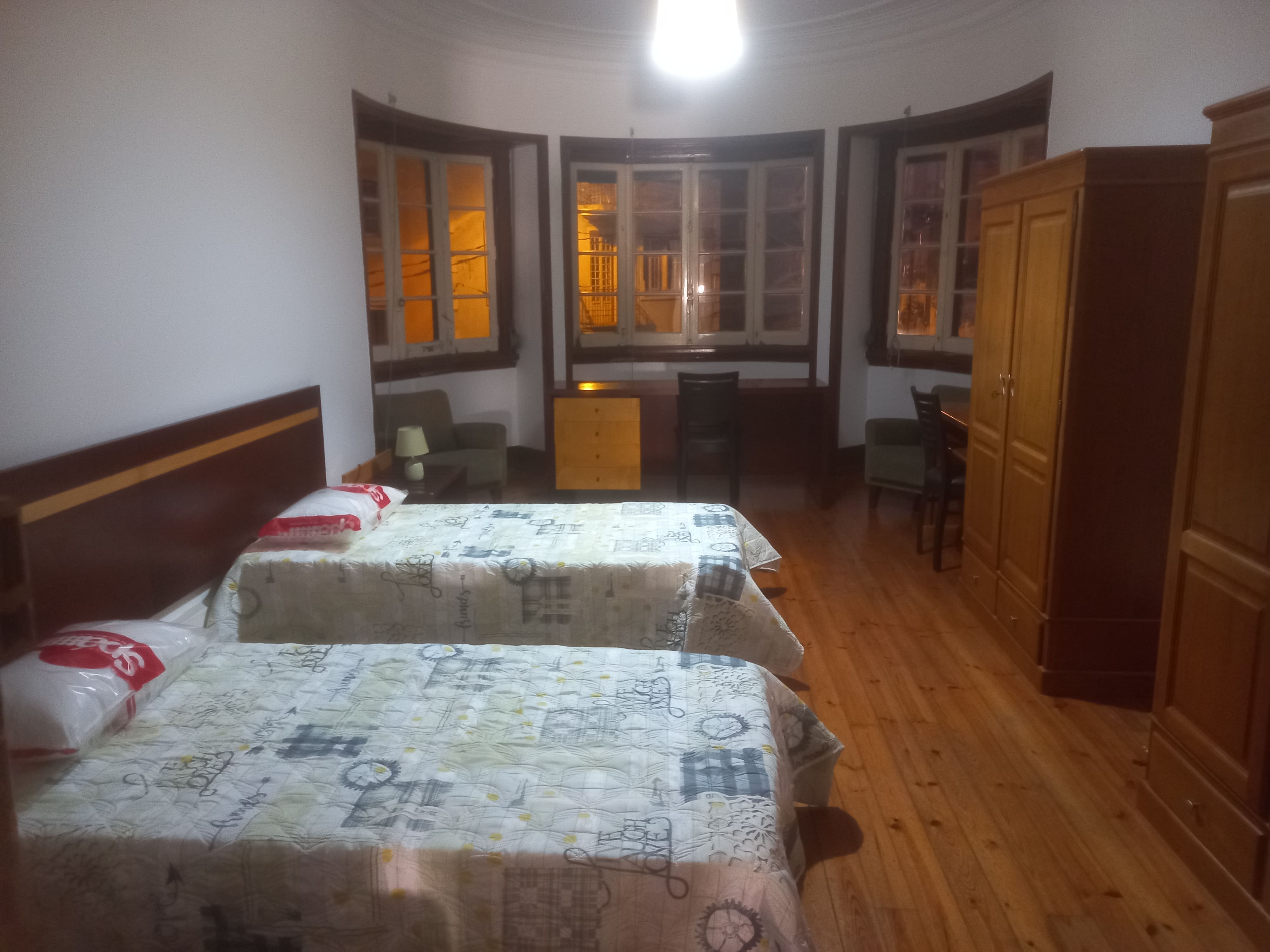 quarto duplo para arrendar